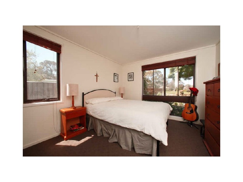 7 Thom Crescent, Kambah ACT 2902