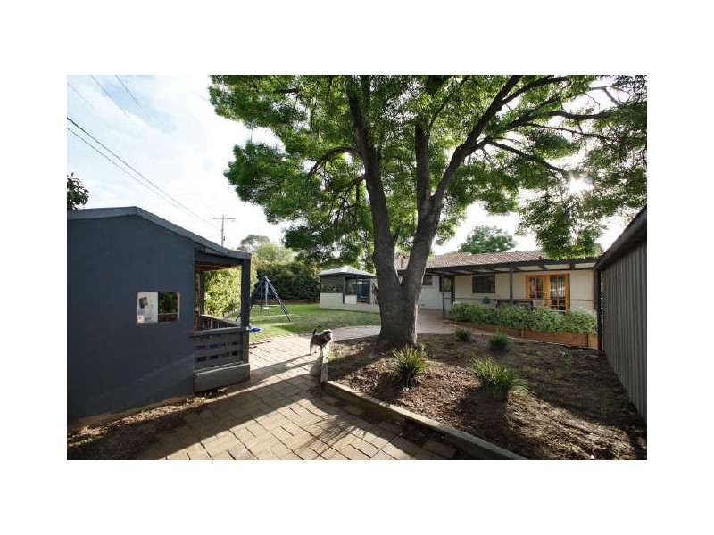 7 Thom Crescent, Kambah ACT 2902