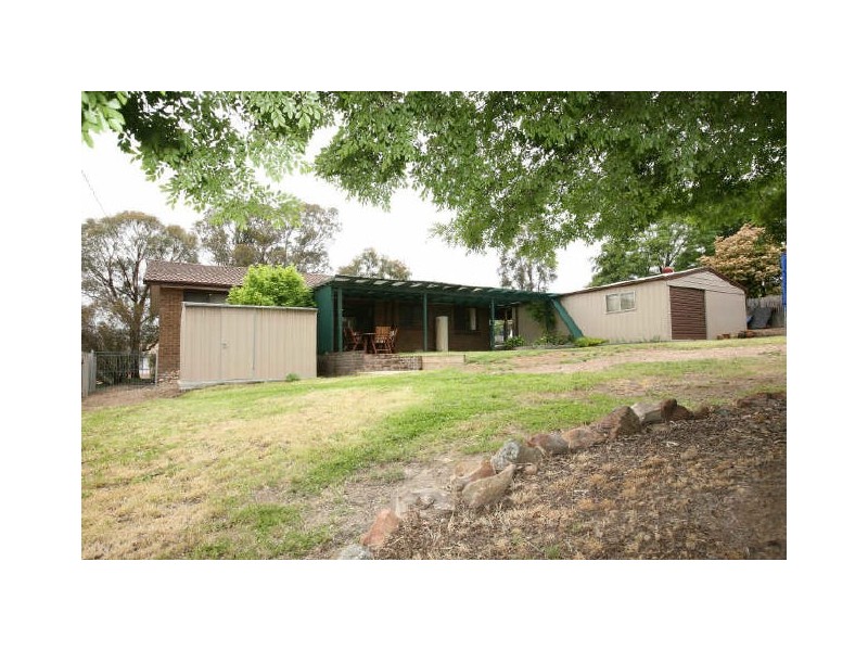 2 MacNamara Place, Chisholm ACT 2905