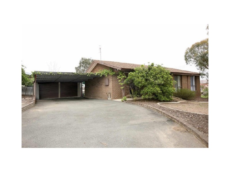 2 MacNamara Place, Chisholm ACT 2905