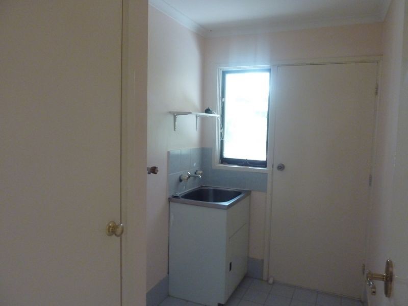 10 Whitfeld Street, Monash ACT 2904