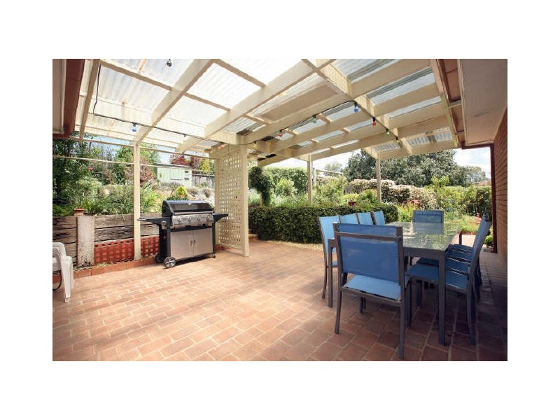 6 Bainbridge Close, Chisholm ACT 2905
