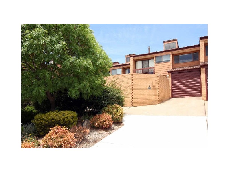 18/22 Namatjira Drive, Weston ACT 2611