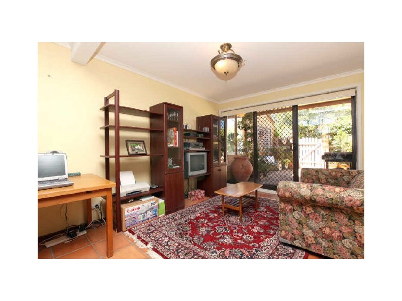 18/22 Namatjira Drive, Weston ACT 2611
