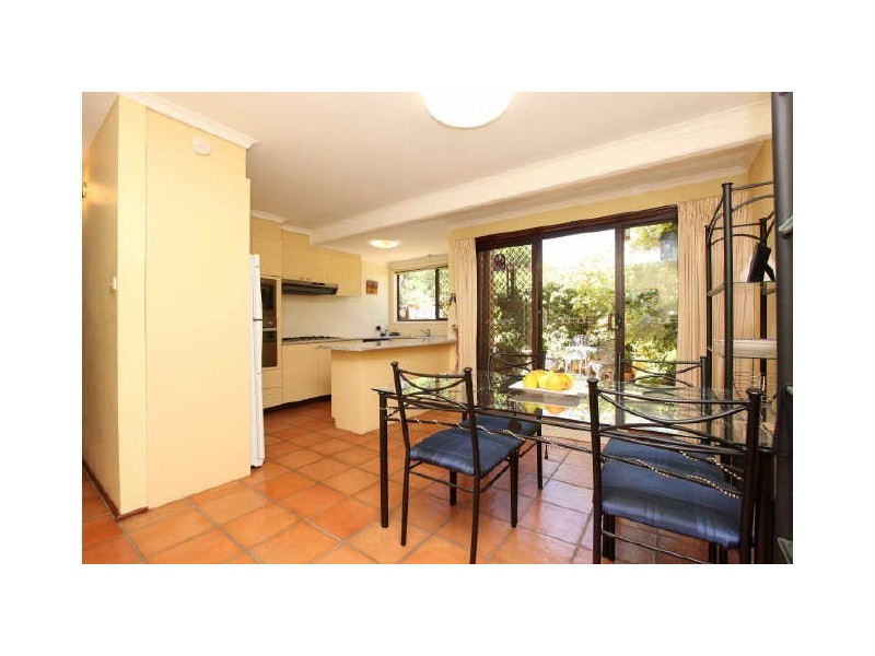 18/22 Namatjira Drive, Weston ACT 2611