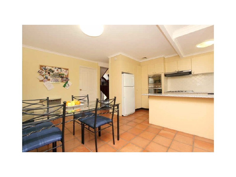 18/22 Namatjira Drive, Weston ACT 2611