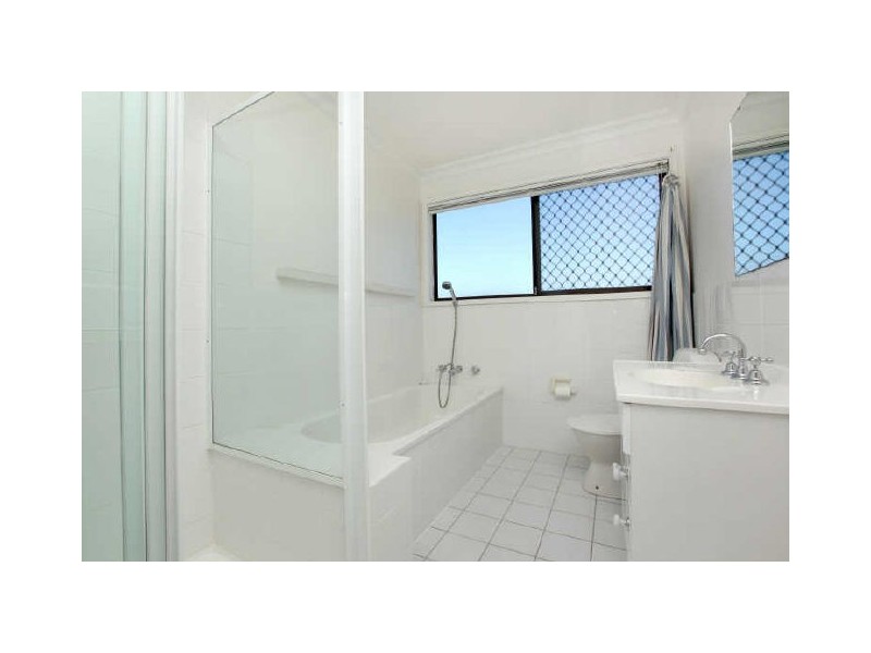 18/22 Namatjira Drive, Weston ACT 2611