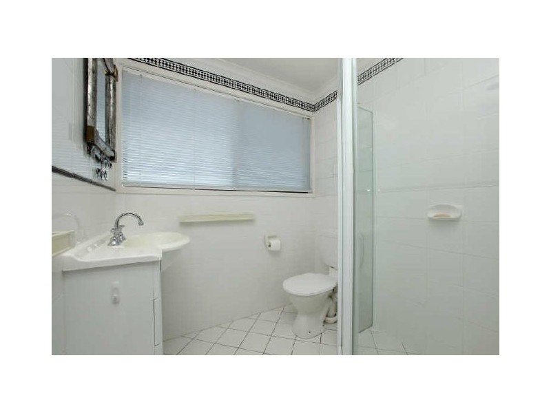18/22 Namatjira Drive, Weston ACT 2611