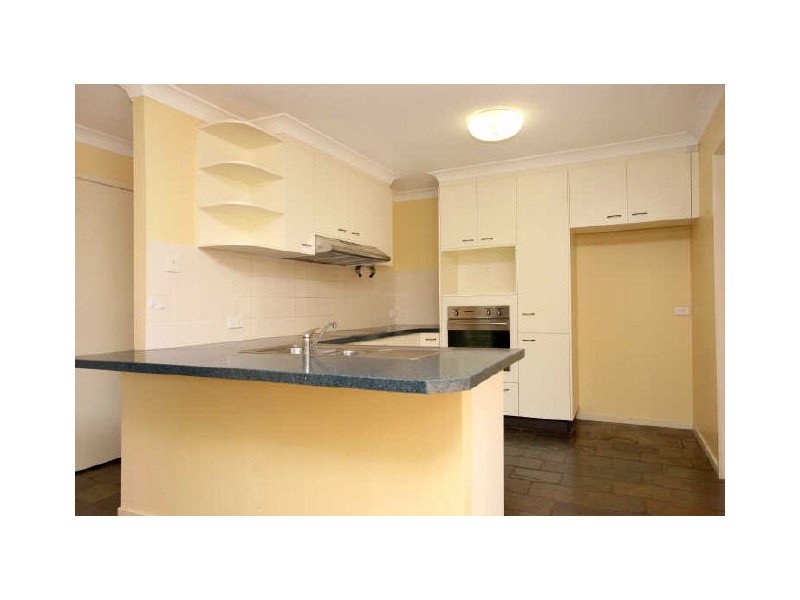 4 Donohoe Place, Gordon ACT 2906