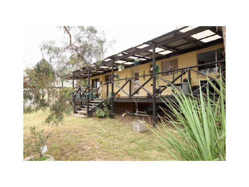 29 Cuthbert Circuit, Wanniassa ACT 2903