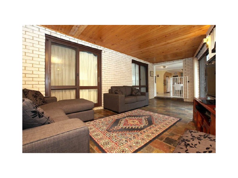 10 Thring Street, Chapman ACT 2611