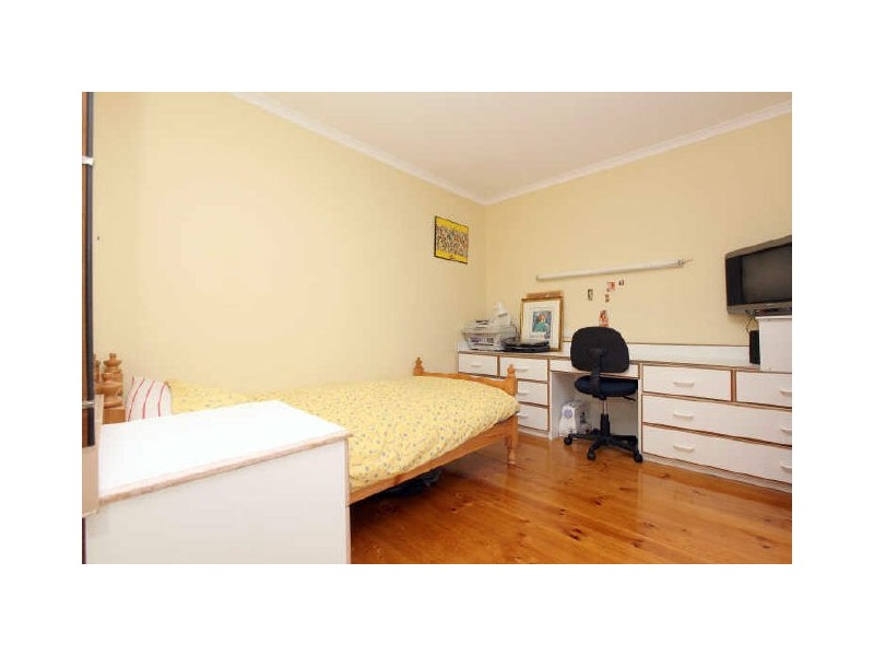 10 Thring Street, Chapman ACT 2611