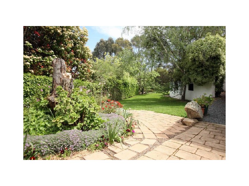 12 Miethke Place, Flynn ACT 2615