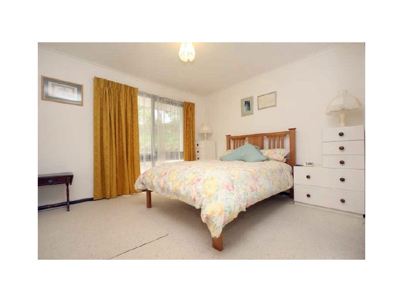 12 Miethke Place, Flynn ACT 2615