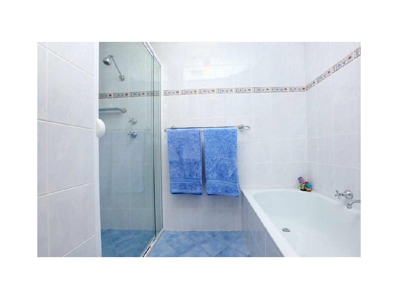 6 Leeper Place, Isaacs ACT 2607