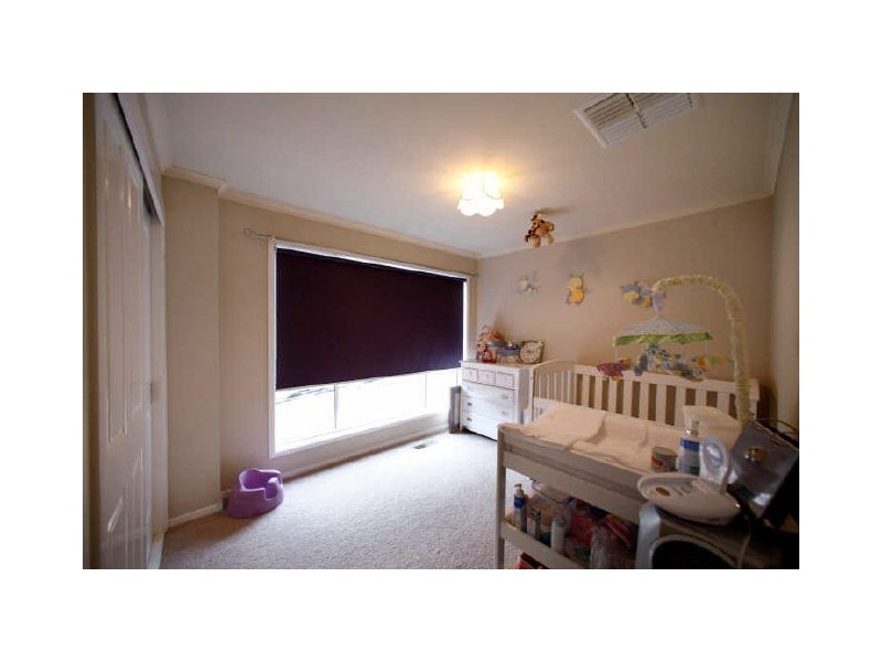 12 Callaway Crescent, Gordon ACT 2906