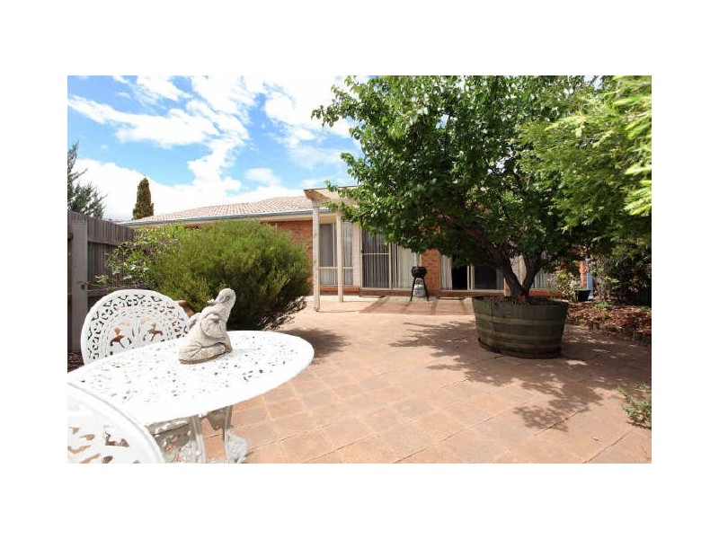 4 Coventry Close, Gordon ACT 2906