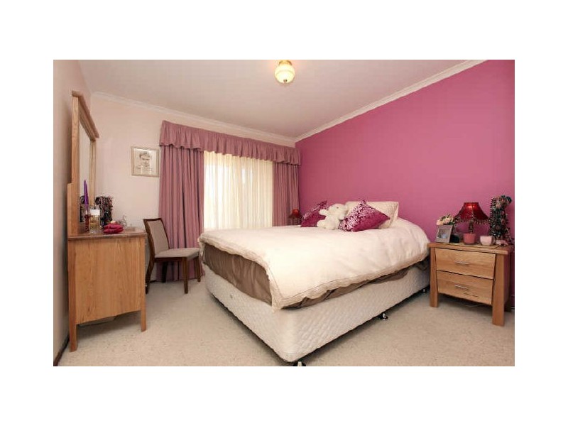 4 Coventry Close, Gordon ACT 2906