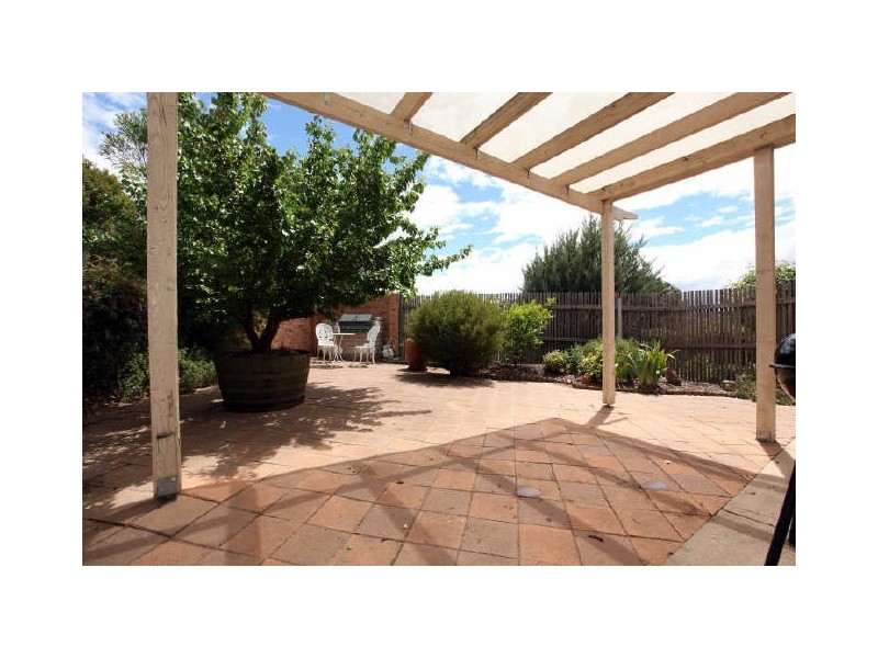 4 Coventry Close, Gordon ACT 2906