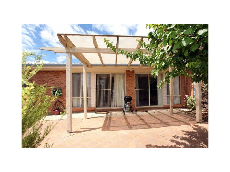 4 Coventry Close, Gordon ACT 2906