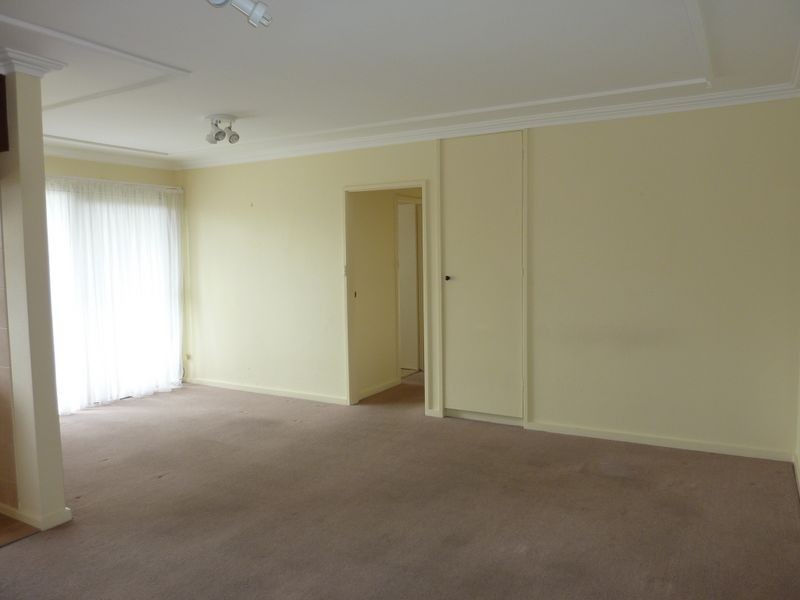 2/13-15 Mowatt Street, Queanbeyan NSW 2620