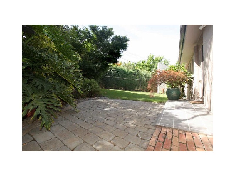 10 Miethke Place, Flynn ACT 2615