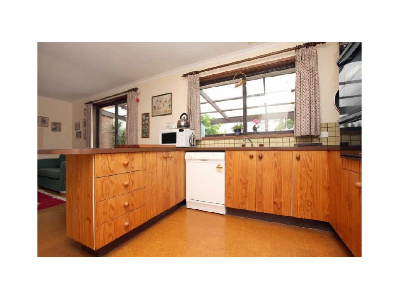 6 Doolette Place, Kambah ACT 2902