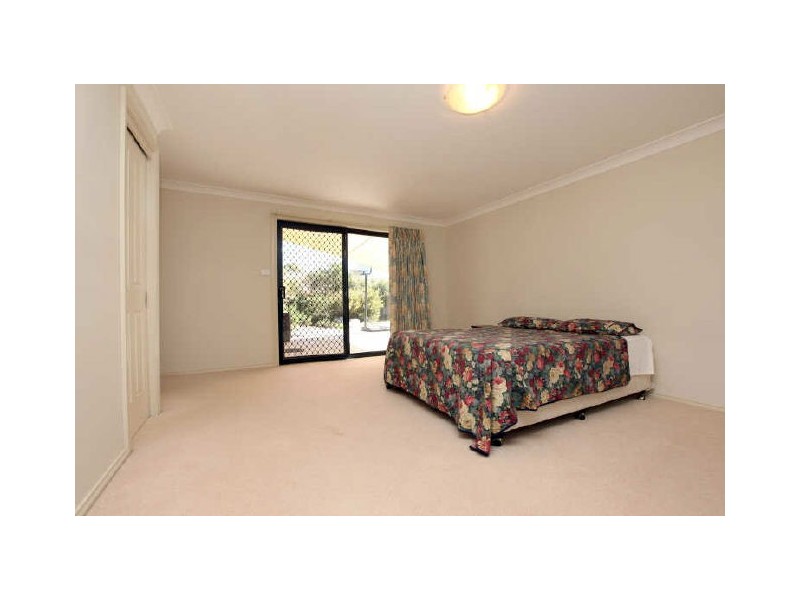 92 Bicentennial Drive, Jerrabomberra NSW 2619