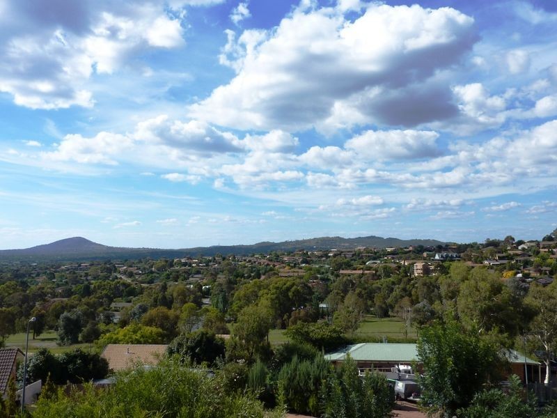 8/7 Purnell Place, Calwell ACT 2905