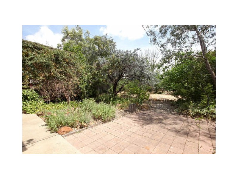 5 Hogue Place, Gilmore ACT 2905