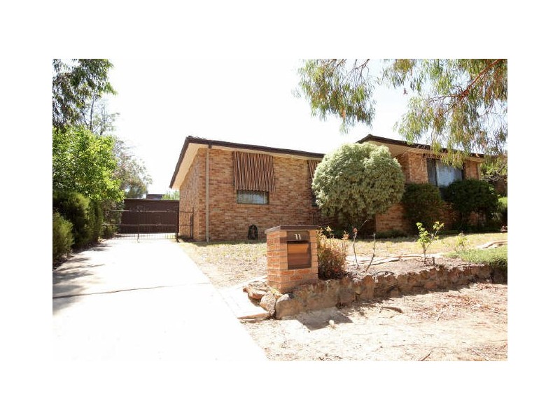 11 Dartnell Street, Gowrie ACT 2904