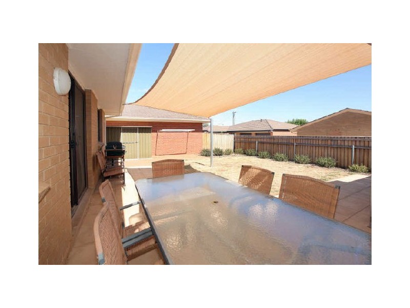 1/3 Rolph Place, Gilmore ACT 2905