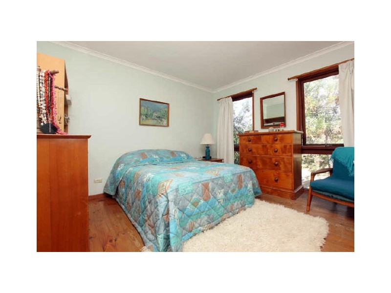 12 Caffyn Place, Garran ACT 2605