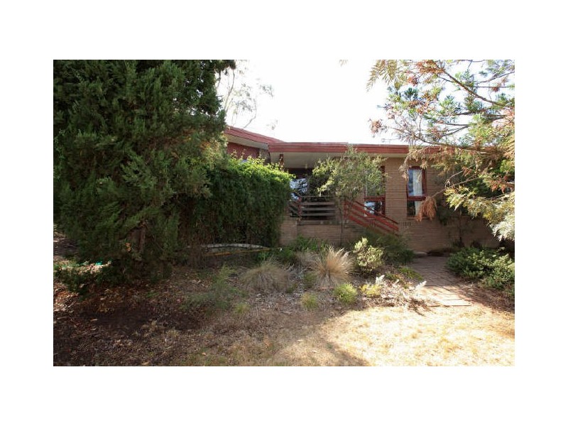 12 Caffyn Place, Garran ACT 2605