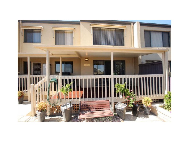 9/70 Hurtle Avenue, Bonython ACT 2905