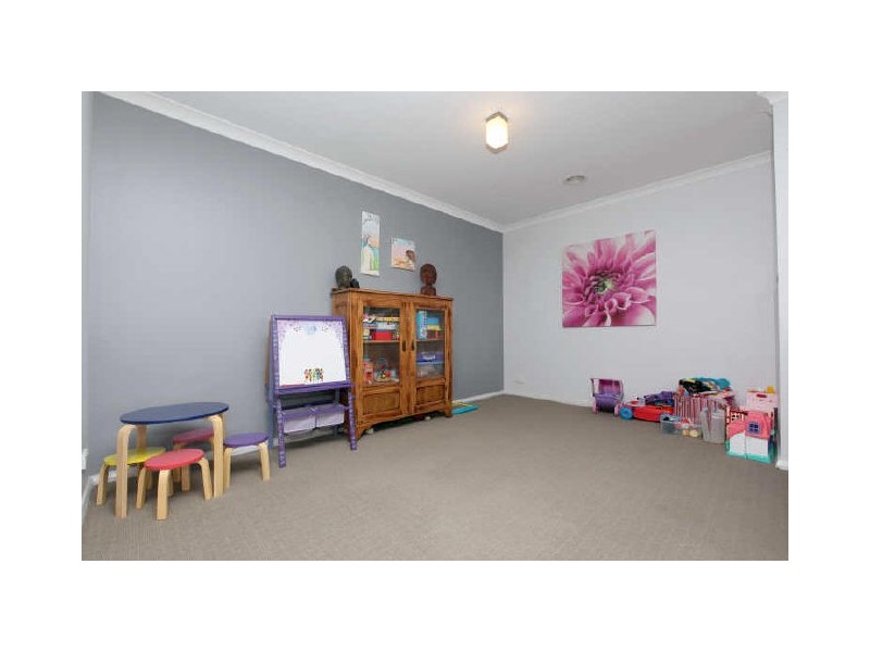 9/1 Templestowe Avenue, Conder ACT 2906