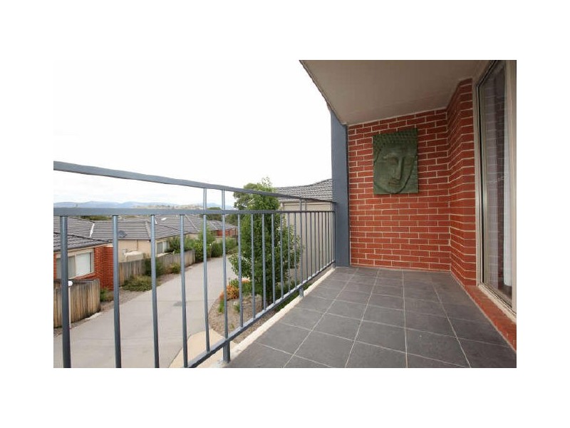 9/1 Templestowe Avenue, Conder ACT 2906