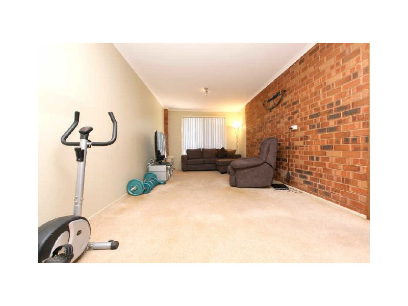 2/42 Cromwell Circuit, Isabella Plains ACT 2905