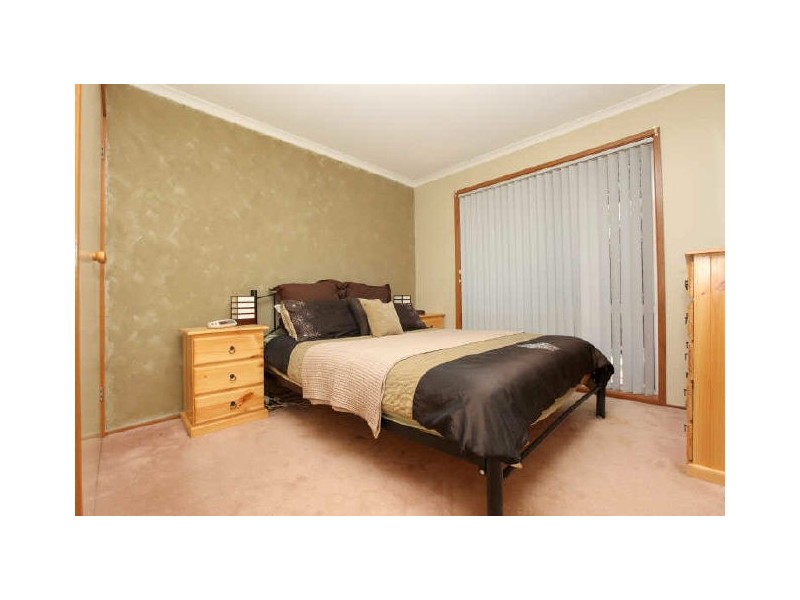 2/42 Cromwell Circuit, Isabella Plains ACT 2905