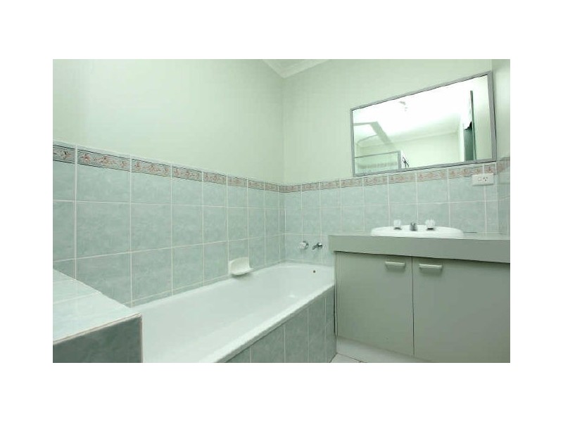 5/3 Riddle Place, Gordon ACT 2906