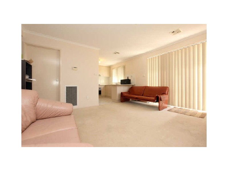 9/92 Casey Crescent, Calwell ACT 2905