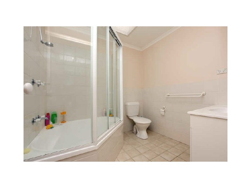 9/92 Casey Crescent, Calwell ACT 2905