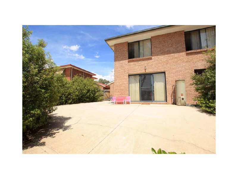 9/92 Casey Crescent, Calwell ACT 2905