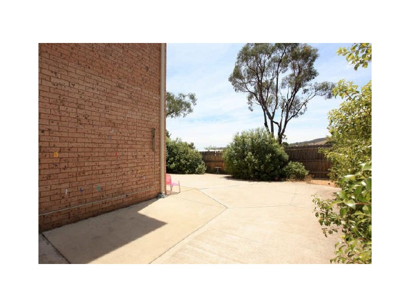 9/92 Casey Crescent, Calwell ACT 2905