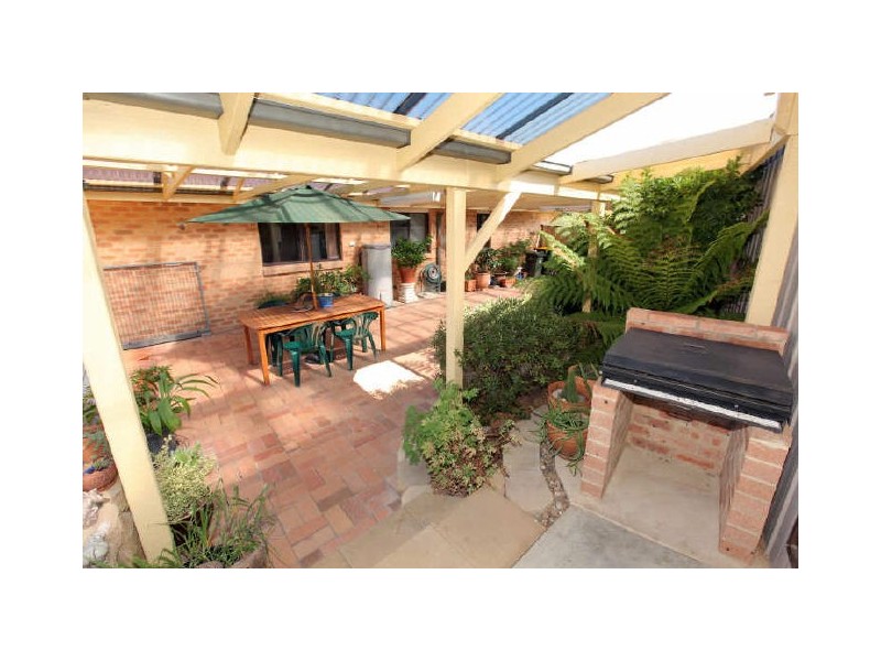 2 Nina Jones Crescent, Chisholm ACT 2905