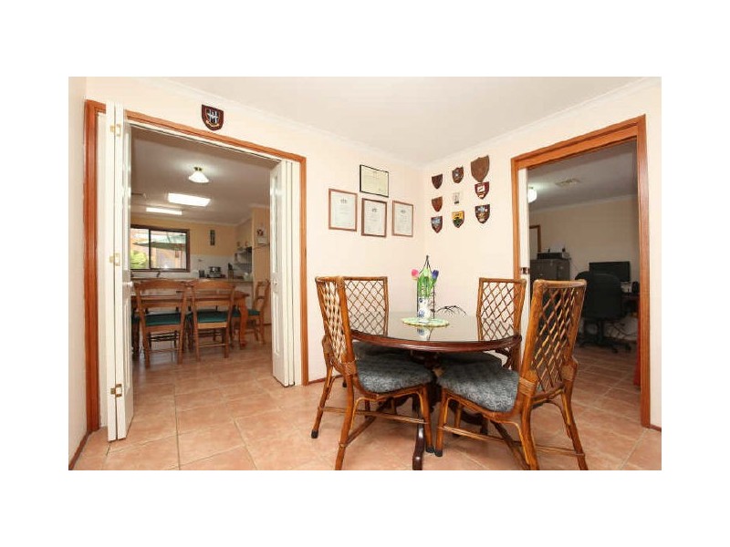 2 Nina Jones Crescent, Chisholm ACT 2905