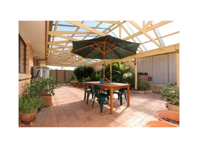 2 Nina Jones Crescent, Chisholm ACT 2905