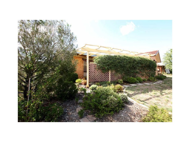 2 Nina Jones Crescent, Chisholm ACT 2905