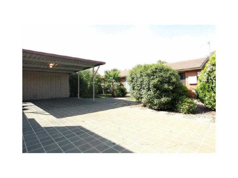 11 Hourigan Place, Richardson ACT 2905