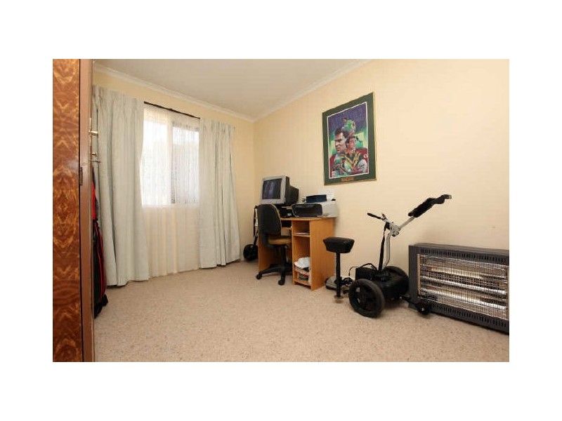 71 Beattie Crescent, Chisholm ACT 2905